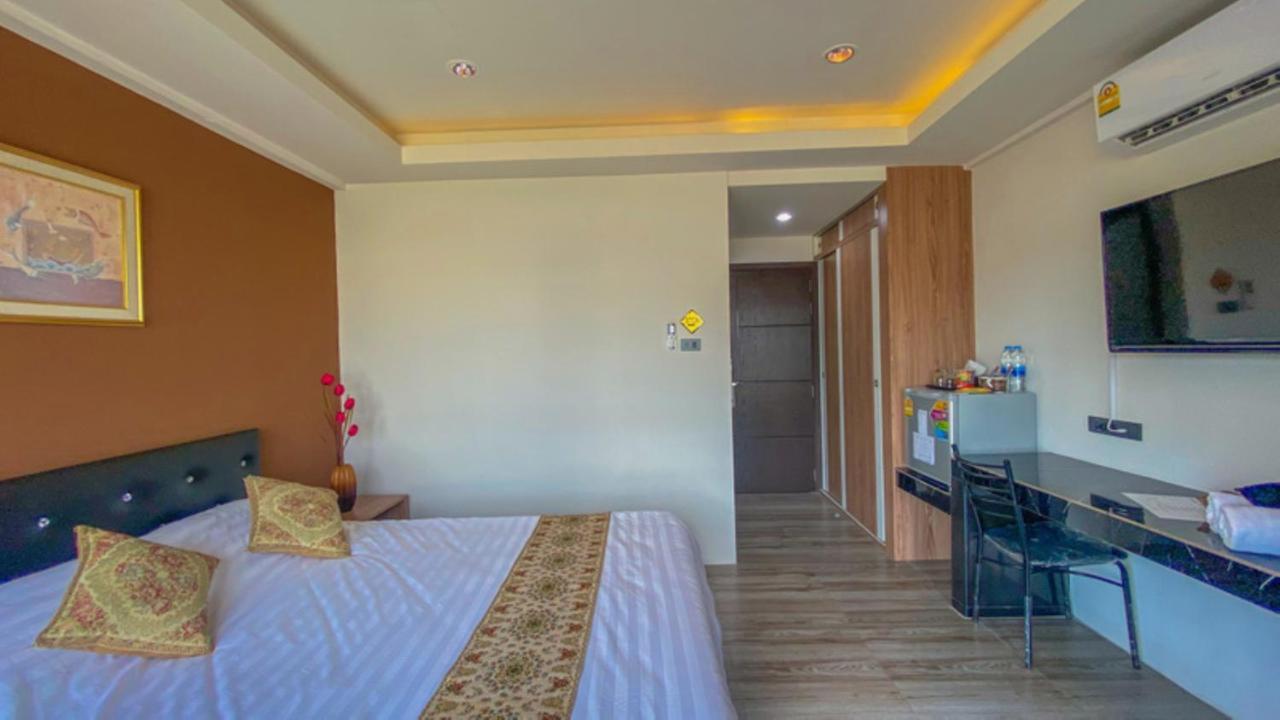 曼谷 Plearnwan Deluxe Mansion酒店 外观 照片