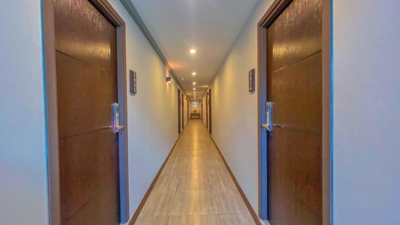 曼谷 Plearnwan Deluxe Mansion酒店 外观 照片