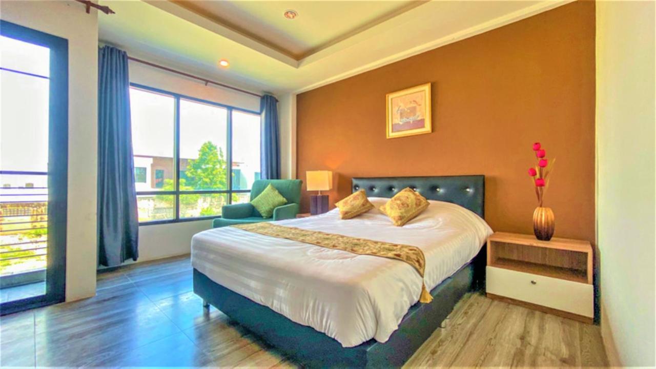曼谷 Plearnwan Deluxe Mansion酒店 外观 照片